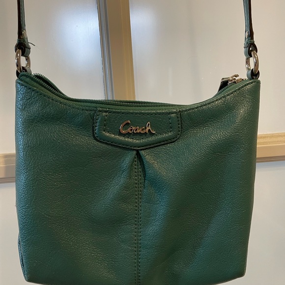 Coach crossbody purse - Picture 2 of 2